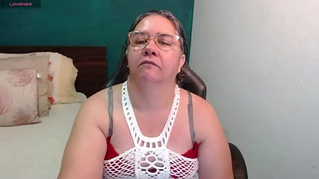 scaelettdubois online show from 07/19/26, 11:45