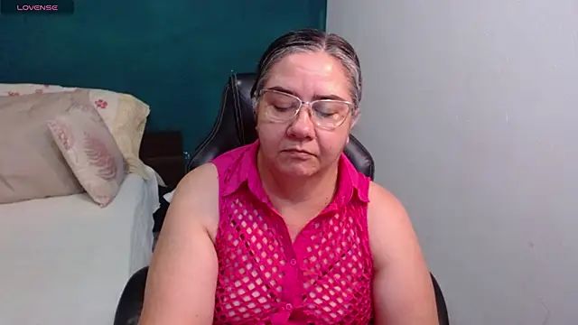 scaelettdubois online show from 04/23/26, 03:35