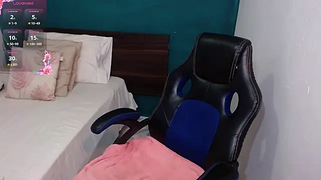 scaelettdubois online show from 11/23/25, 11:26