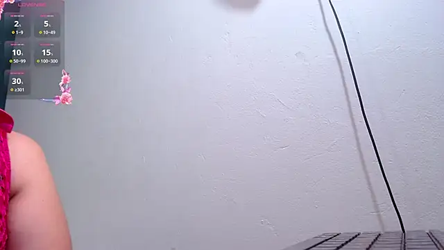 scaelettdubois online show from 11/06/25, 12:47