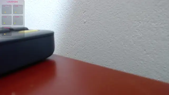 scaelettdubois online show from 12/14/25, 03:46