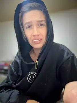 sexymarilyncolombia online show from 05/17/26, 04:23