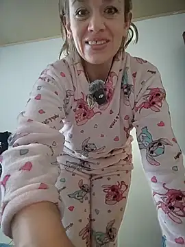 Snapshot of sexymarilyncolombia chatting on 02/15/26, 11:42 sexymarilyncolombia online show from 02/15/26, 11:42