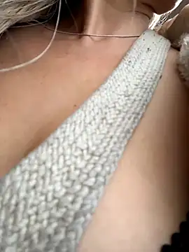 Snapshot of sexymarilyncolombia chatting on 02/07/26, 02:14 sexymarilyncolombia online show from 02/07/26, 02:14