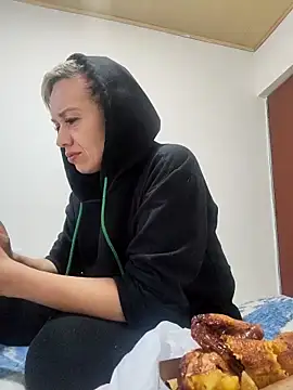 Snapshot of sexymarilyncolombia chatting on 03/15/25, 10:22 sexymarilyncolombia online show from 03/15/25, 10:22