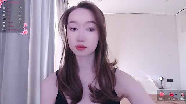 Snapshot of _luna_022 chatting on 01/11/25, 04:16 luna 022 online show from 01/11/25, 04:16
