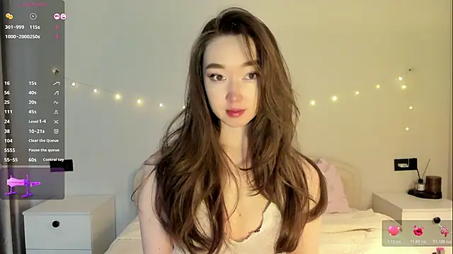 Snapshot of _luna_022 chatting on 11/04/25, 04:49 luna 022 online show from 11/04/25, 04:49