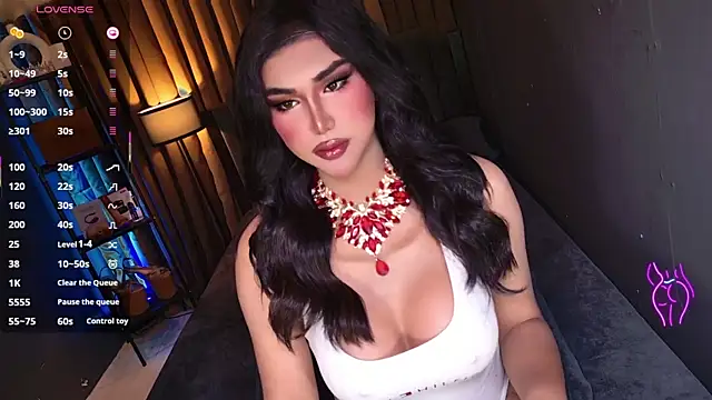 Snapshot of SexGoddess_Celine chatting on 10/18/25, 11:45 SexGoddess Celine online show from 10/18/25, 11:45