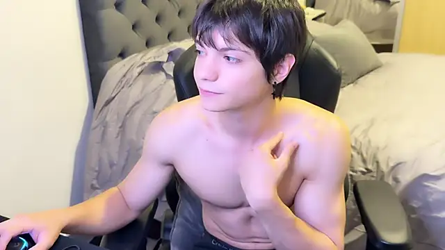 Snapshot of SasukeUhchiaa chatting on 03/06/25, 02:40 SasukeUhchiaa online show from 03/06/25, 02:40