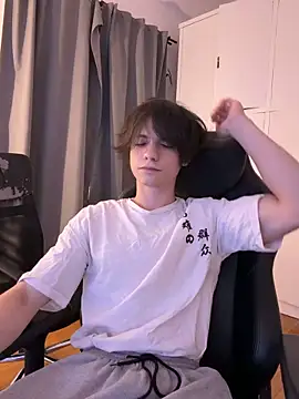 Snapshot of SasukeUhchiaa chatting on 06/02/26, 10:59 SasukeUhchiaa online show from 06/02/26, 10:59