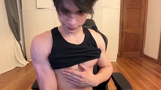 SasukeUhchiaa online show from 12/21/25, 05:31