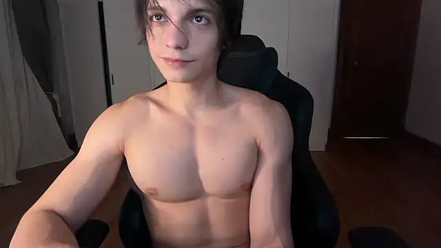 Snapshot of SasukeUhchiaa chatting on 12/14/25, 02:40 SasukeUhchiaa online show from 12/14/25, 02:40