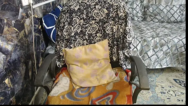 Snapshot of sexyrihana1 chatting on 10/15/25, 06:11 sexyrihana1 online show from 10/15/25, 06:11