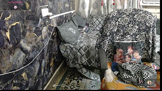 Snapshot of sexyrihana1 chatting on 09/16/25, 06:58 sexyrihana1 online show from 09/16/25, 06:58