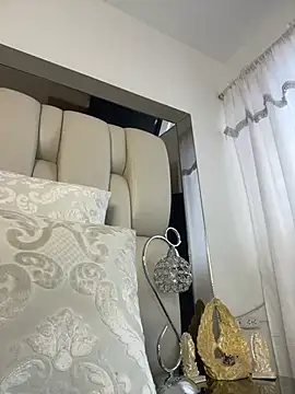 ALISSON FOXXX1 online show from 03/19/25, 04:55