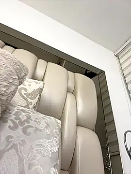 ALISSON FOXXX1 online show from 11/07/25, 10:57