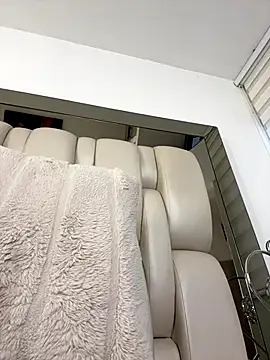 ALISSON FOXXX1 online show from 12/18/25, 01:59