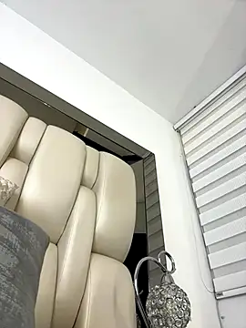 ALISSON FOXXX1 online show from 10/13/25, 08:54