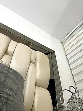 ALISSON FOXXX1 online show from 10/08/25, 09:48