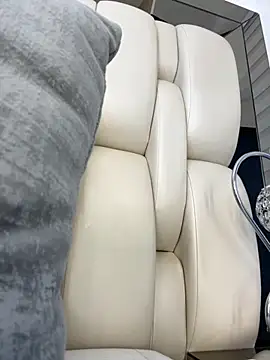 ALISSON FOXXX1 online show from 09/17/25, 08:55