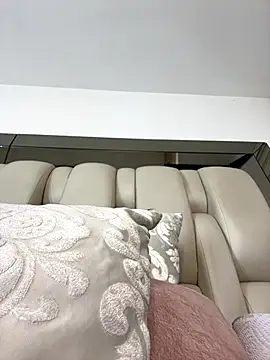 ALISSON FOXXX1 online show from 12/17/25, 12:54