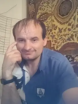 185322 online show from 10/18/25, 05:53