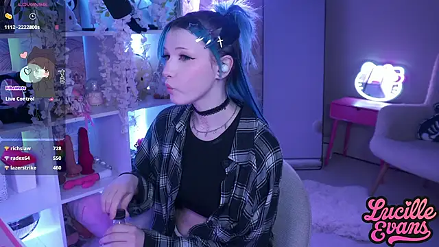 lucille evans online show from 03/21/25, 03:12