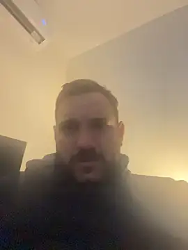 JonJ0 online show from 01/10/26, 03:35