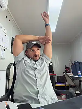 JonJ0 online show from 04/09/26, 08:15