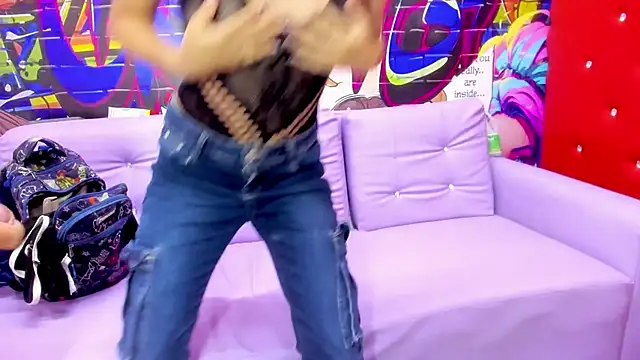 miacam-hot online show from 11/21/25, 11:20