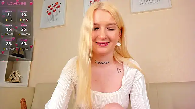 rosa mariposa  online show from 12/08/24, 12:30