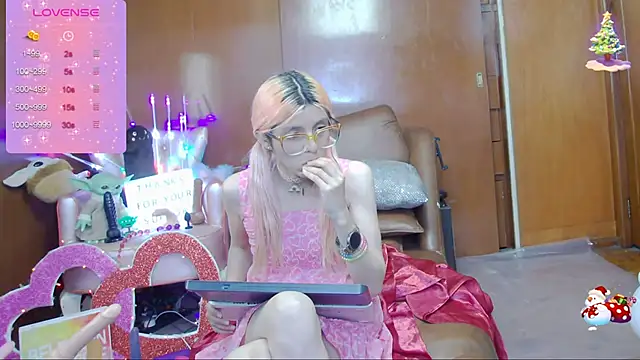 Skinygirl online show from 03/07/25, 10:54