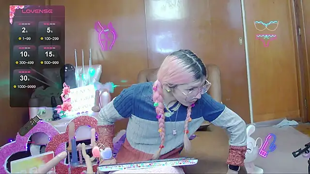 Skinygirl online show from 11/05/25, 10:13