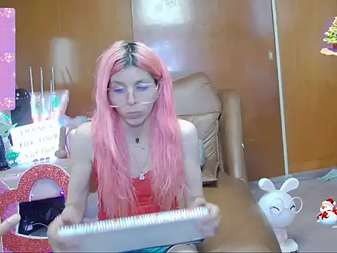 Skinygirl online show from 09/23/25, 12:39