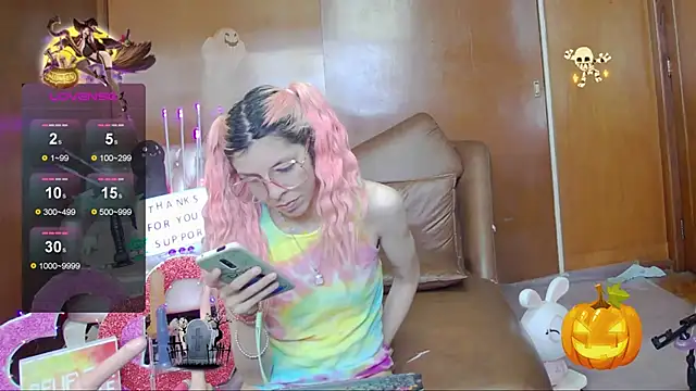 Skinygirl online show from 11/02/25, 07:08