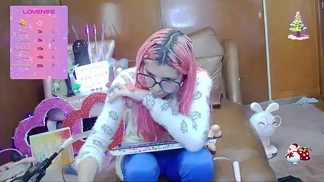 Skinygirl online show from 09/13/25, 02:22