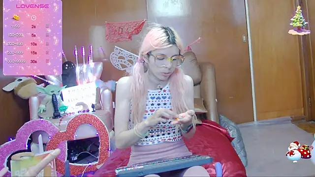 Skinygirl online show from 03/03/25, 10:42