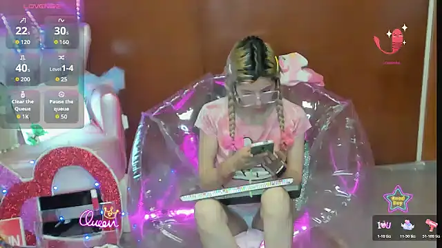 Skinygirl online show from 02/10/26, 12:09