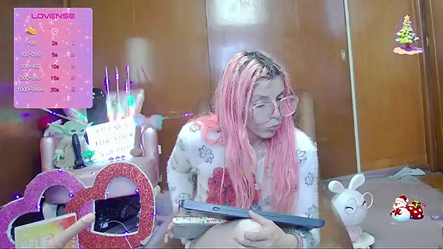 Skinygirl online show from 10/02/25, 12:58