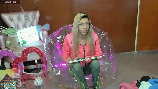 Skinygirl online show from 03/05/26, 12:29