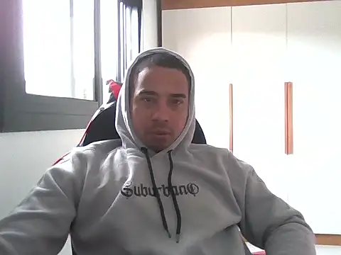 Snapshot of Juninho10c chatting on 10/07/25, 03:35 Juninho10c online show from 10/07/25, 03:35