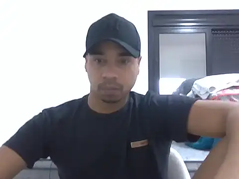 Juninho10c online show from 11/02/25, 02:55