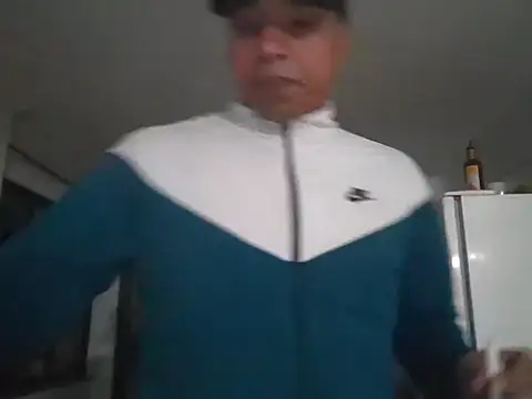 Juninho10c online show from 11/27/25, 12:22