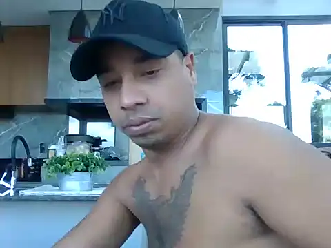 Juninho10c online show from 11/21/25, 05:01