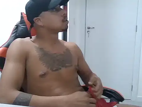 Juninho10c online show from 11/12/25, 01:21