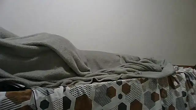 Juninho10c online show from 12/18/25, 04:06