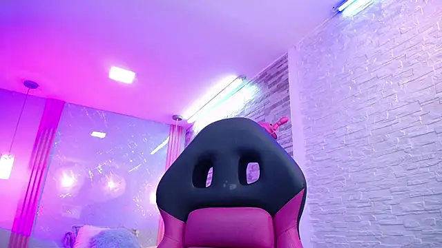 SalmaTits online show from 02/17/25, 05:44