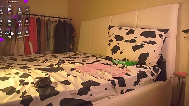 hrejsemnou online show from 04/18/26, 08:27