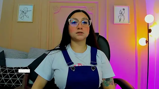 lucy neil online show from 03/27/26, 02:31