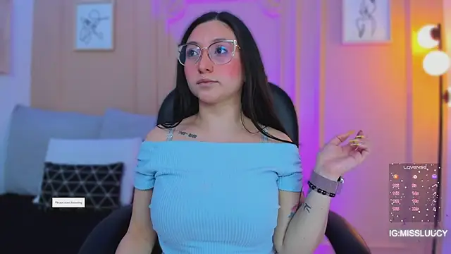 lucy neil online show from 03/17/26, 02:36